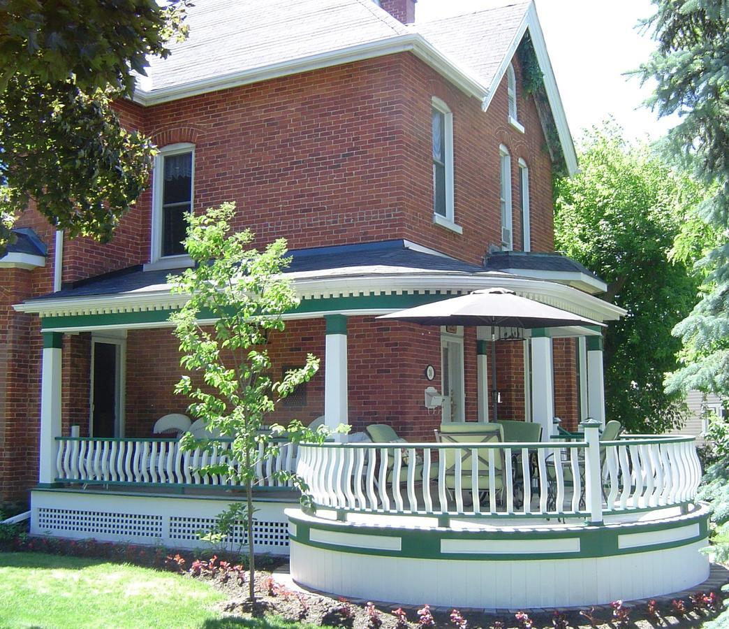 Clydesdale House Bed and Breakfast Barrie Exterior foto